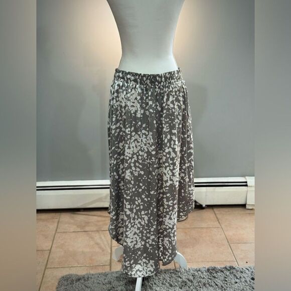 SALE! Gray Simply Vera Spotted Teardrop Maxi Skirt Size L EUC - Picture 2 of 7